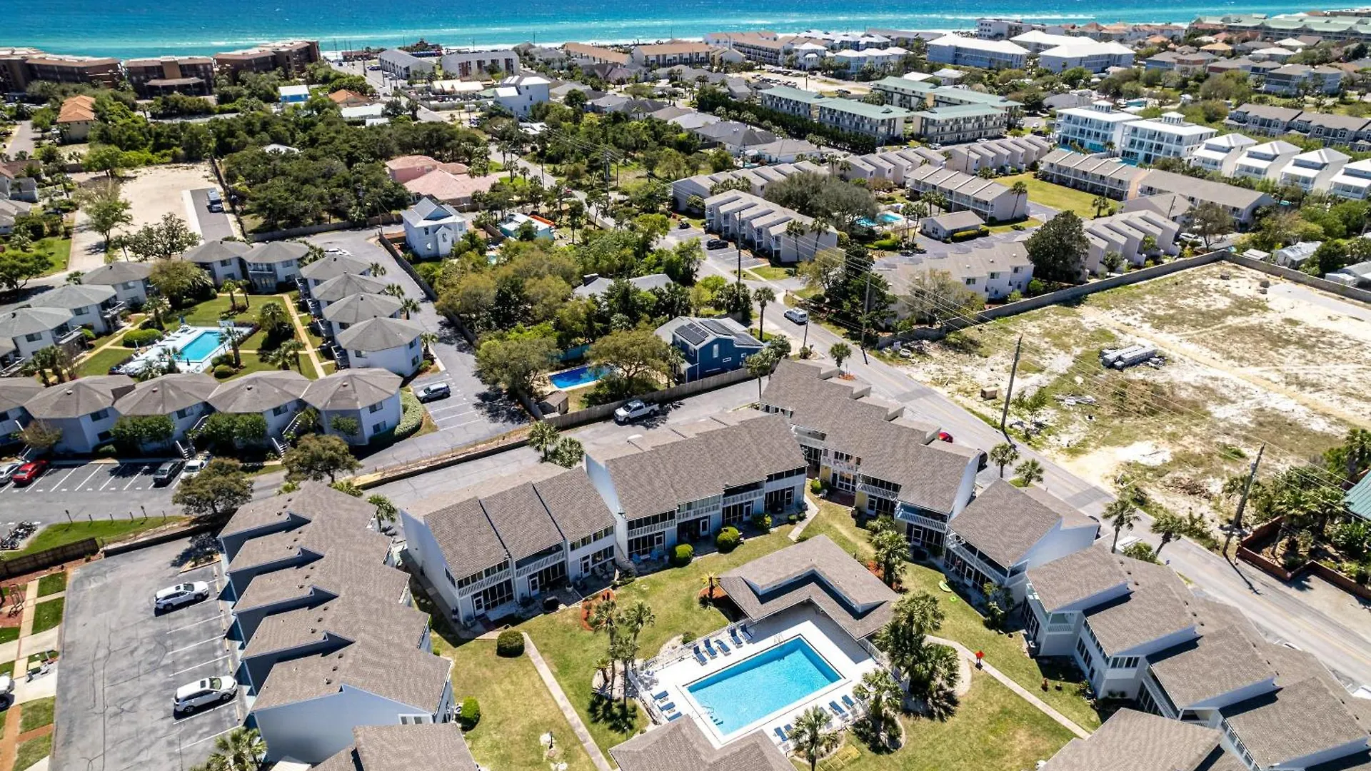 Sandpiper Cove 2136- By Holiday Isle Properties Destin Apartment