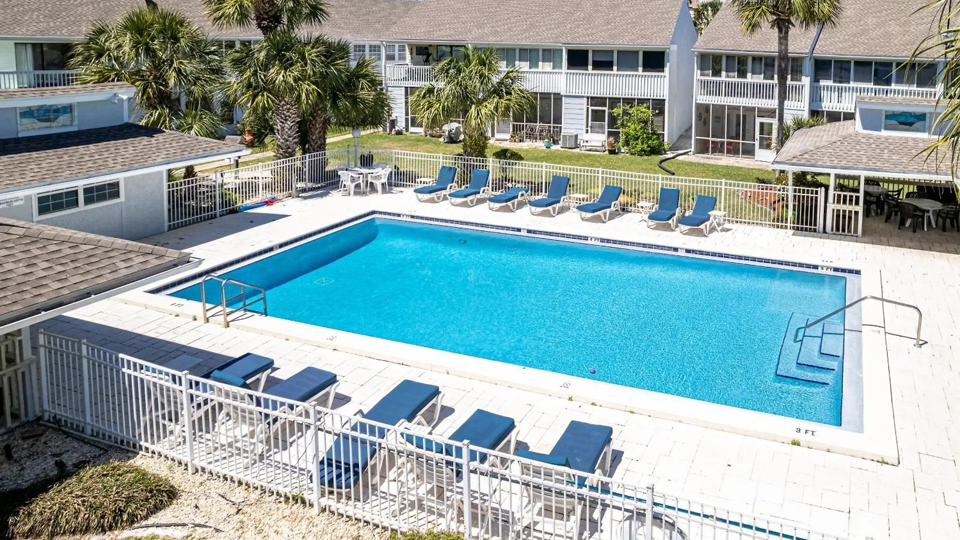 Sandpiper Cove 2136- By Holiday Isle Properties Destin